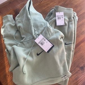 Nike Sportswear Phoenix Fleece